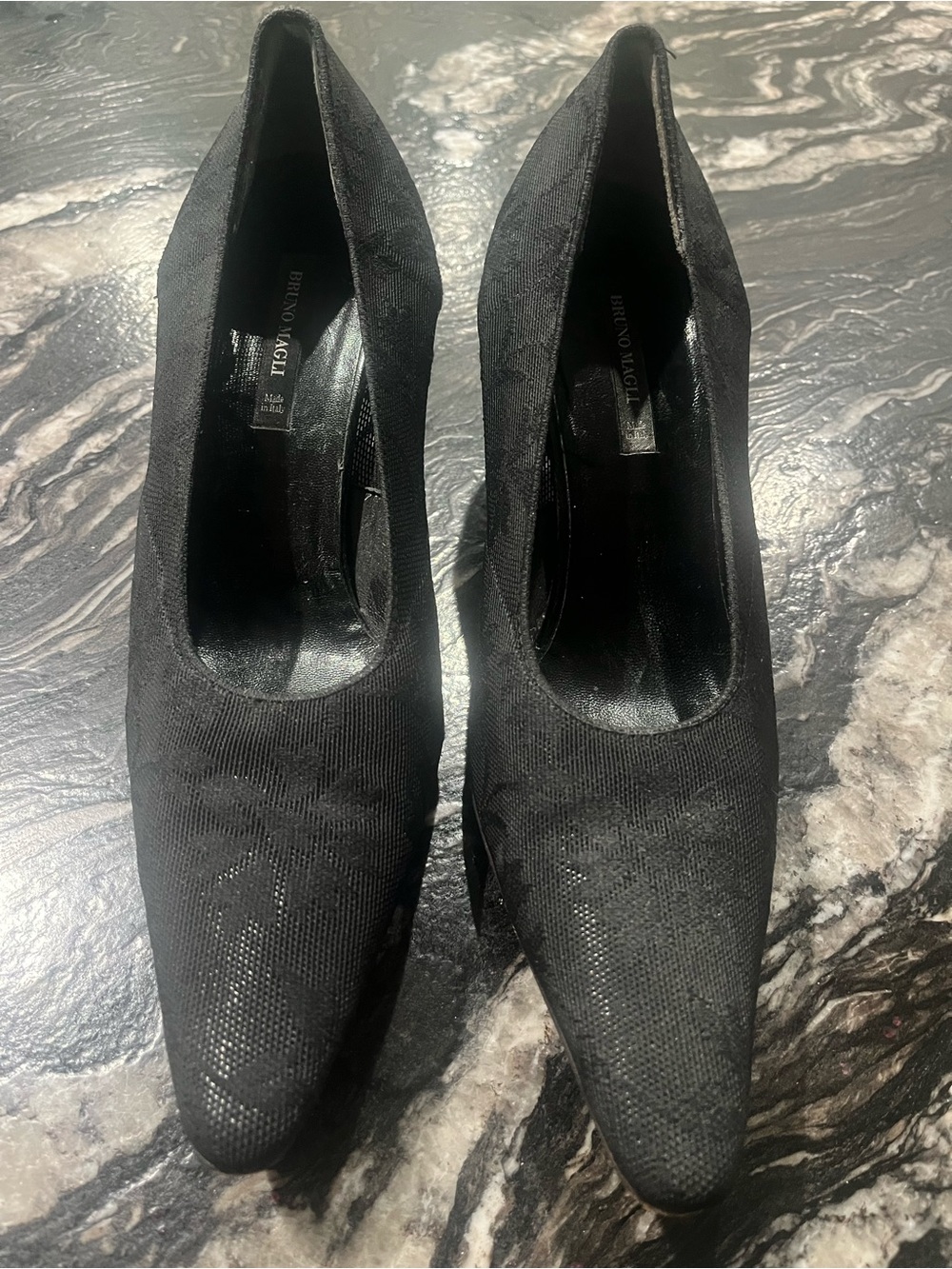 Vtg BRUNO MAGLI Black Women's Pointed Toe , lace floral mesh 2.5 heel ,8 elegant